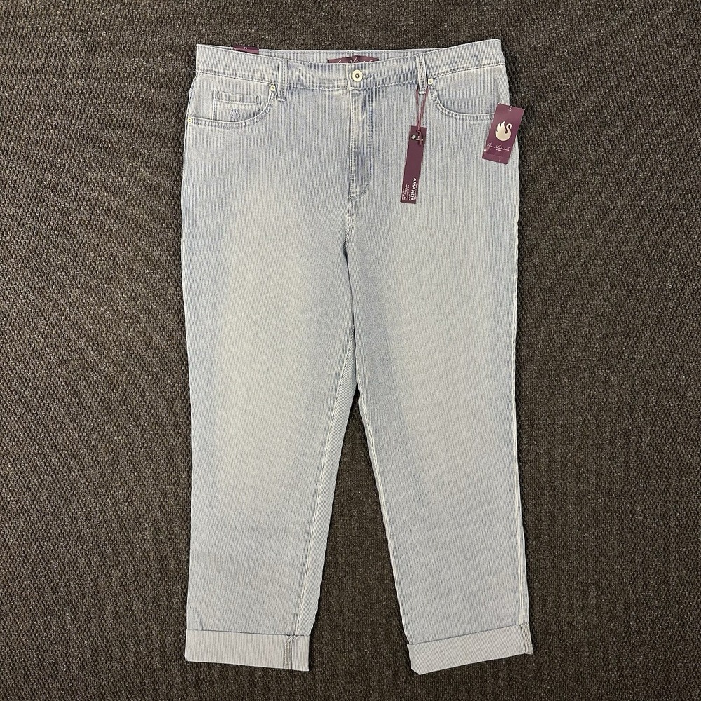 Gloria Vanderbilt Amanda Jeans Women 16 Classic Fit Tapered Leg Light Wash Denim